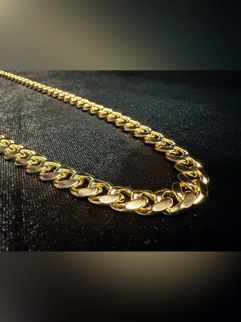 Iced Out Box Lock Cuban 22in 10MM 14K Gold Premium Finish. AAA CZ Brand New